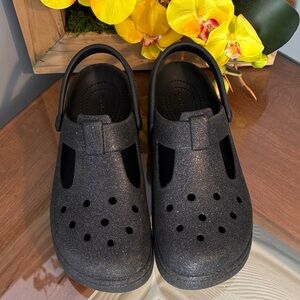 CROCS Kids Glittery Black Clogs